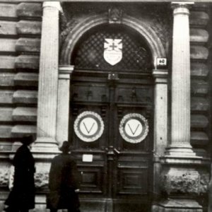 Nyilas főhadiszállás az Andrássy úton (forrás: Magyar Nemzeti Múzeum)