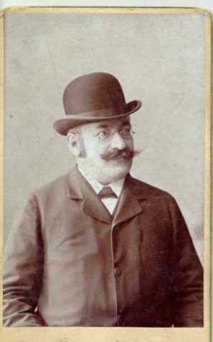 Szabolcsi Miksa újságíró, lapszerkesztő; élt: 1857-1915