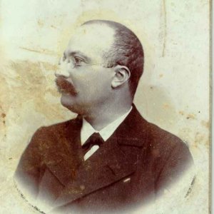 Vészi József, író, újságíró, szerkesztő, országgyűlési képviselő; élt: 1858-1940