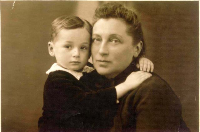 Gádor Margit és Lacika, 1941. március