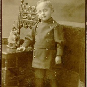 Hochstaedter (Hódosi) Antal gyerekkori képe, 1910