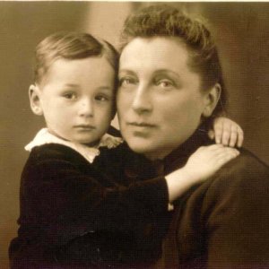 Gádor Margit és Lacika, 1941. március