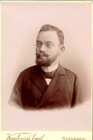 Dr. Friedmann Dávid, szegedi, majd 1898-tól zsolnai rabbi 