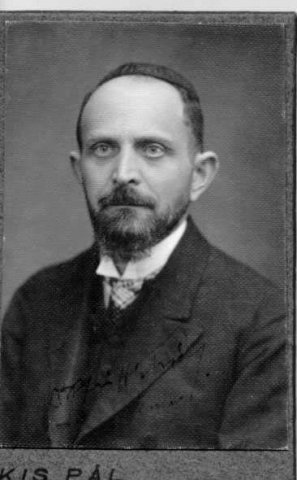 Pfeiffer Izsák; monori főrabbi
